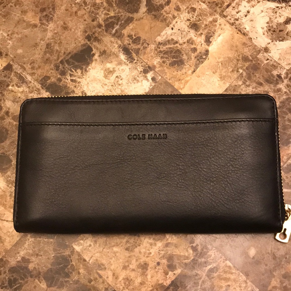 NWT Cole Haan continental Wallet